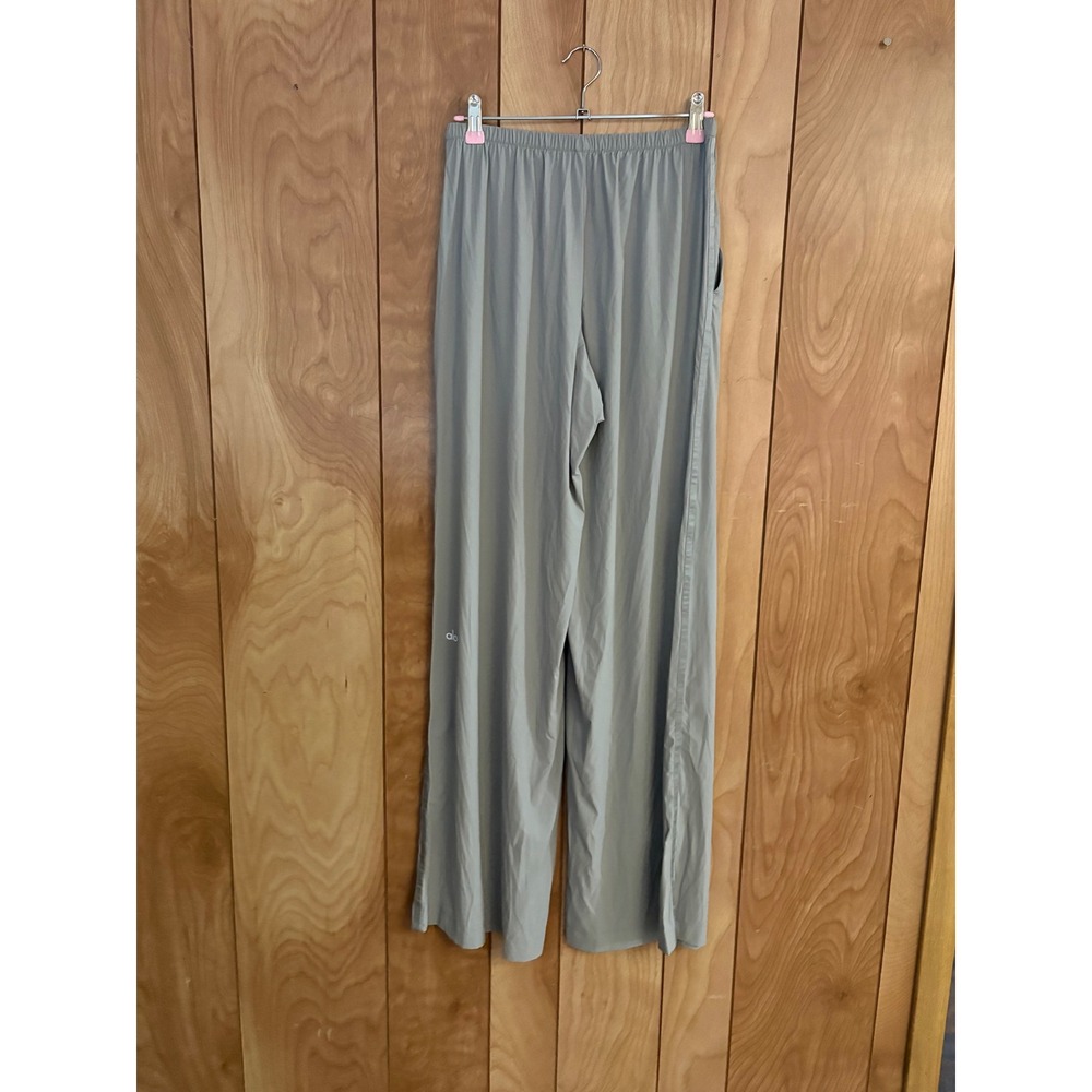 Alo Yoga Pursuit Trousers Light Grey Wide Leg Athletic Pants Womens Size Small - Picture 2 of 6